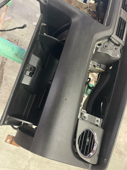 2011-14 Ford Mustang GT 6R80 Dash Board 192