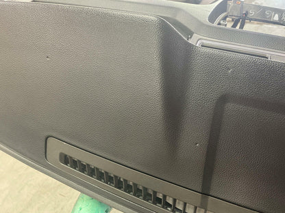 2011-14 Ford Mustang GT 6R80 Dash Board 192