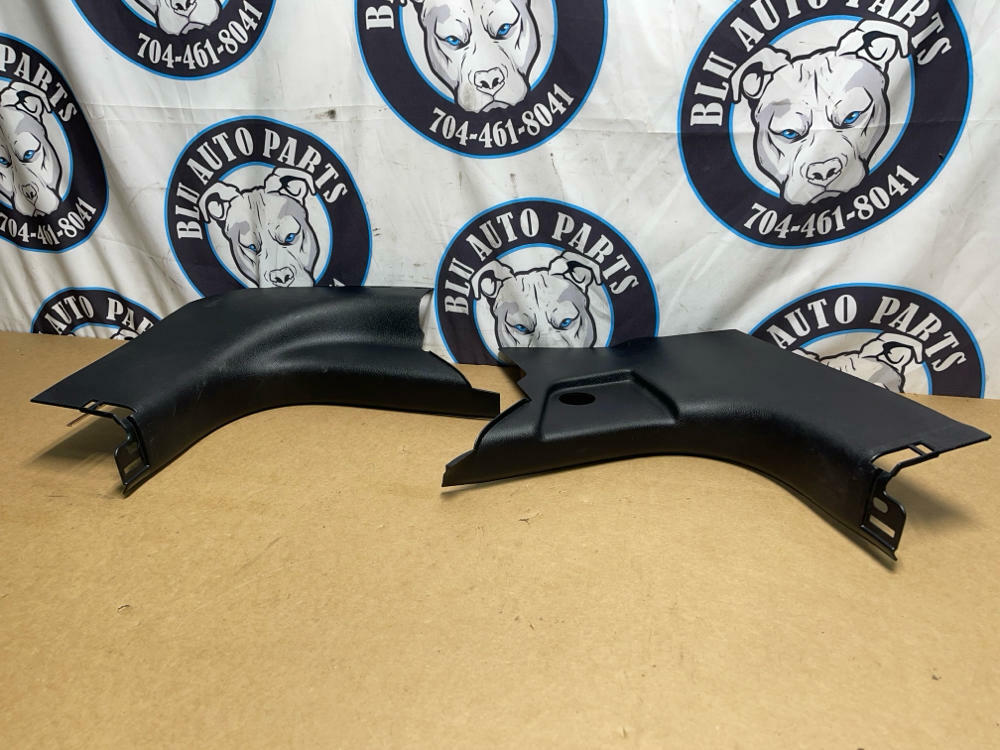 2018-23 Ford Mustang GT Kick Panels Pair 207