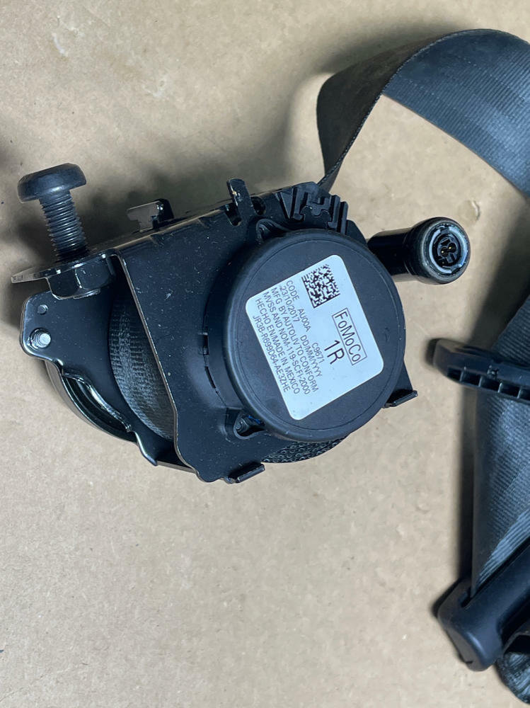 2018-23 Ford Mustang GT RH Passenger Seat Belt 207