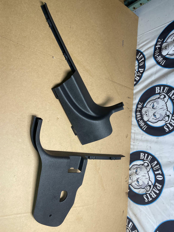 2013-14 Ford Mustang Kick Panels Pair 192