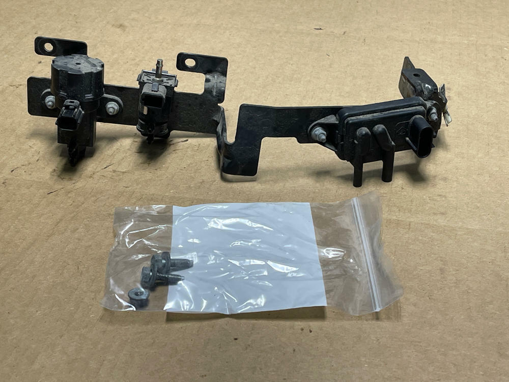 2003-04 Ford Mustang SVT Cobra EGR Acccessories 218