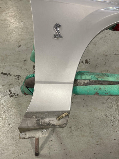 2003-04 Ford Mustangg SVT Cobra OEM RH Passenger Fender YN Silver Metallic 218