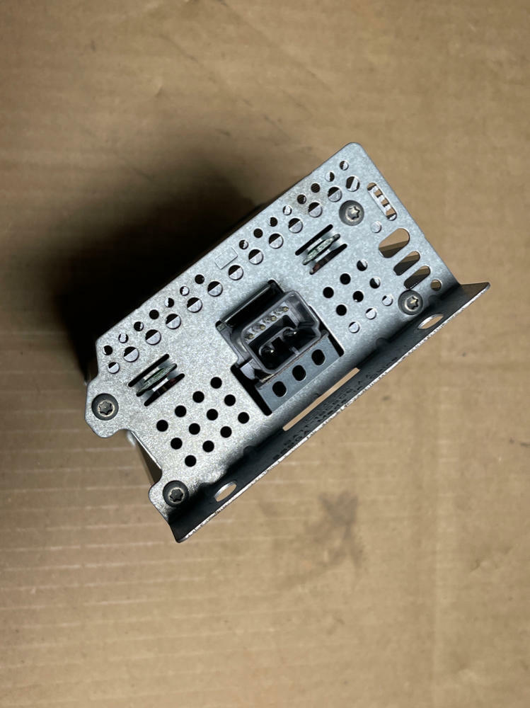 2018-23 Ford Mustang GT Audio Amplifier 207