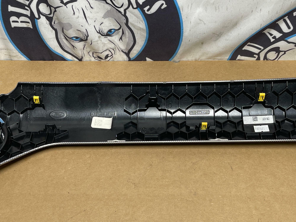 2018-23 Ford Mustang Dash Trim HVAC Vents 204