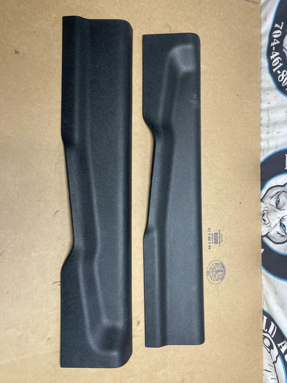 2018-23 Ford Mustang Door Sills 204