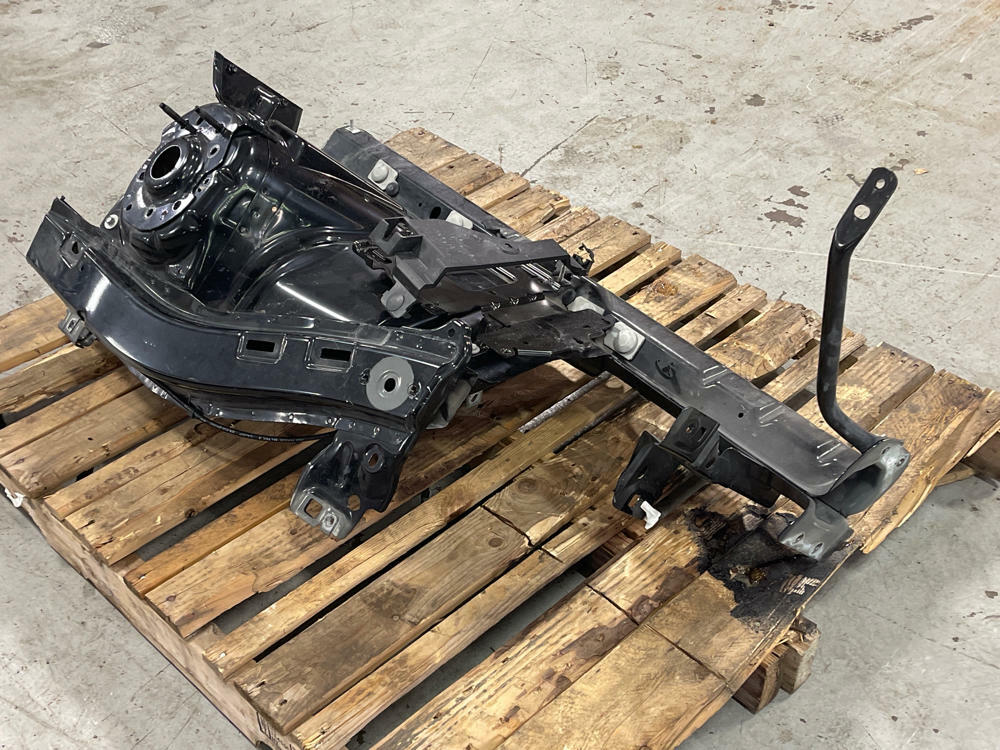 2018-23 Ford Mustang GT RH Sturt Tower Clip, Paint Code- G1 BA