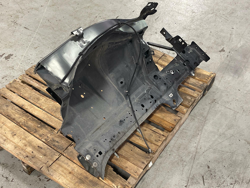 2018-23 Ford Mustang GT RH Sturt Tower Clip, Paint Code- G1 BA