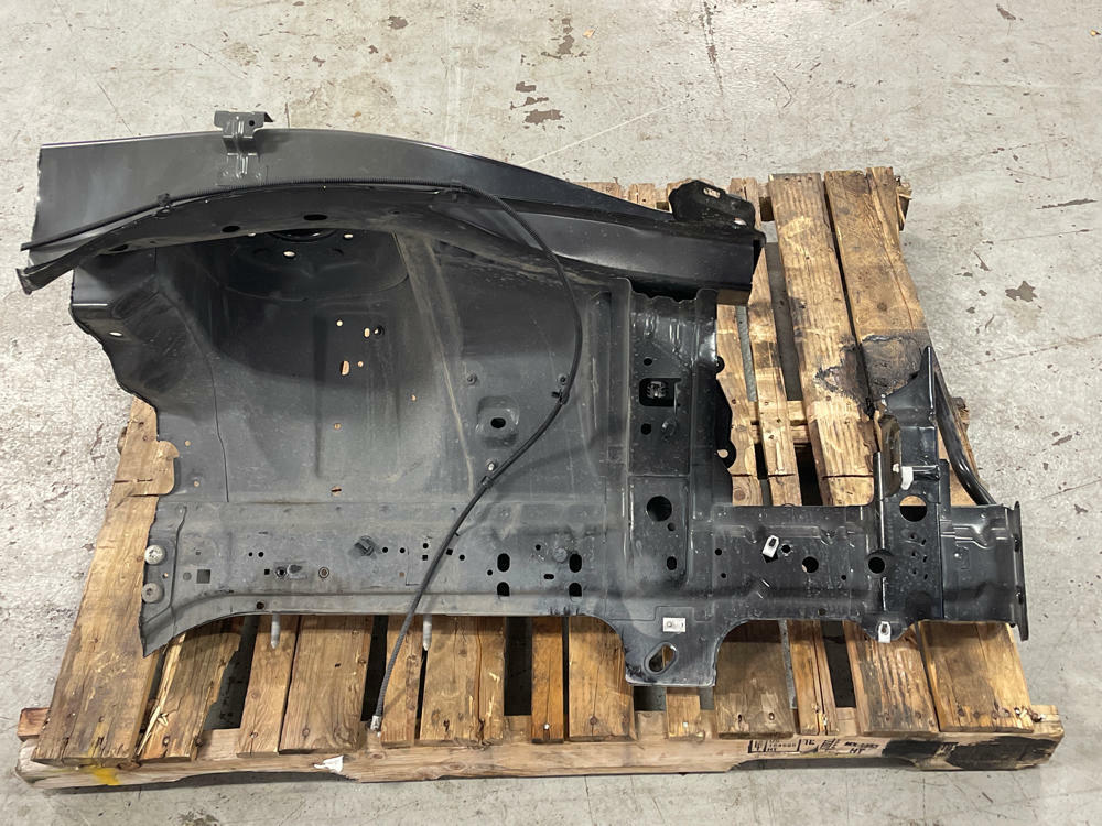 2018-23 Ford Mustang GT RH Sturt Tower Clip, Paint Code- G1 BA