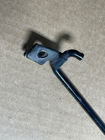 2003-04 Ford Mustang SVT Cobra Hood Prop 220