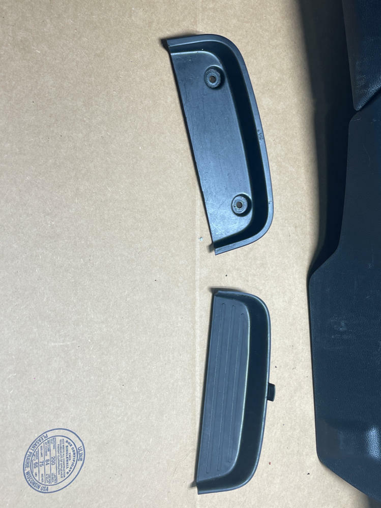 2018-23 Ford Mustang Center Console Assembly 217