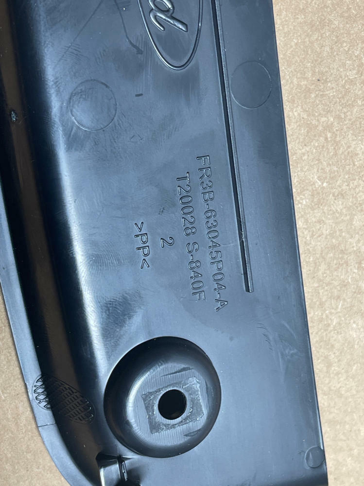 2018-23 Ford Mustang Center Console Assembly 217