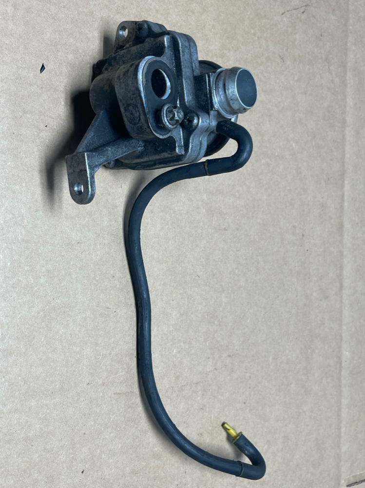 2007-09 Mercedes E63 AMG EGR Valve 215