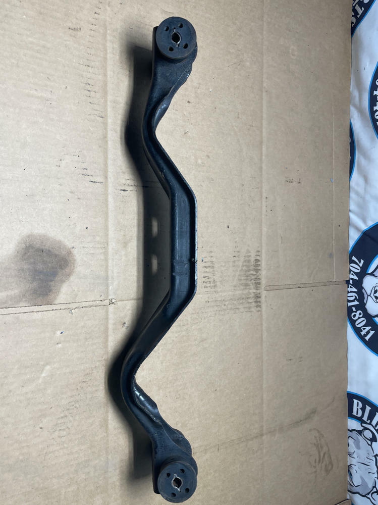 1987-93 Ford Mustang GT T5 Transmission Crossmember Mount 201