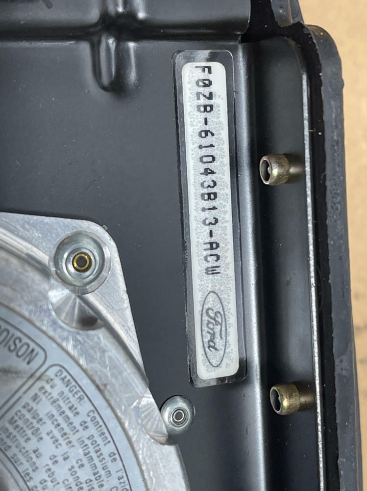 1990 Ford Mustang GT "Horn Button" 201