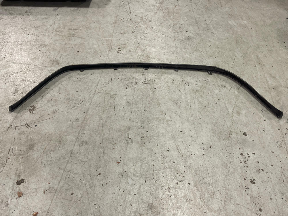 2003-04 Ford Mustang SVT Cobra OEM Chin Spoiler- Damaged 208