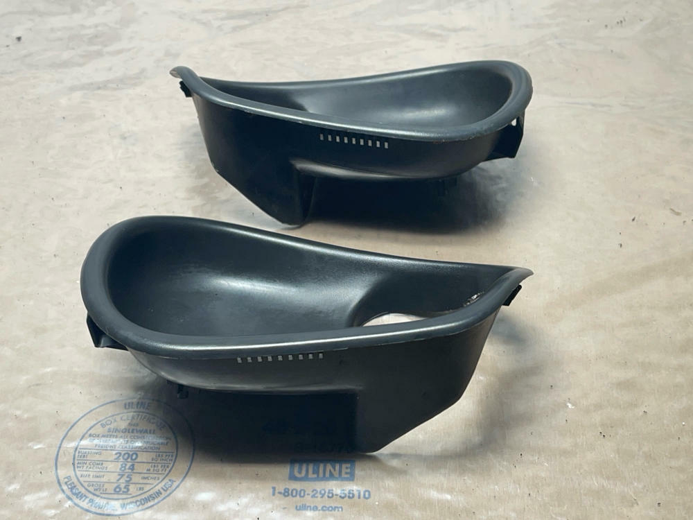 2003-04 Ford Mustang SVT Cobra Door Handle Bezel Trim 208