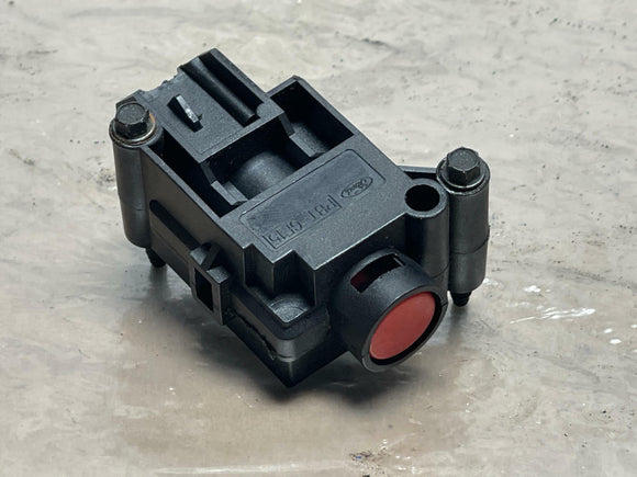 2003-04 Ford Mustang SVT Cobra Fuel Inertia Switch 208