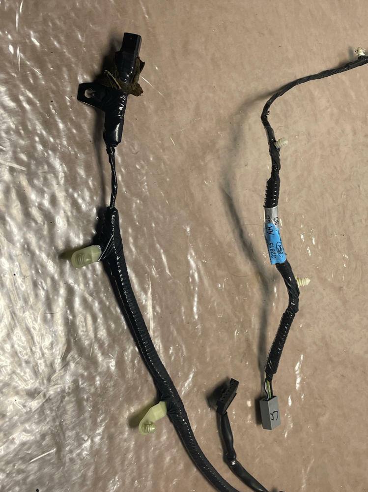 2003-04 Ford Mustang SVT Cobra Rear View Mirror Harness 208