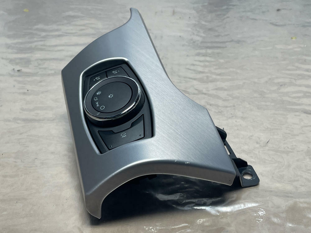 2018-23 Ford Mustang Headlight Switch Panel 212