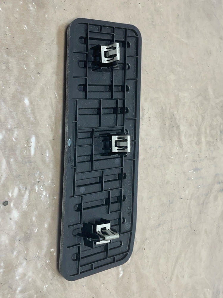 2015-23 Ford Mustang Dead Pedal 212