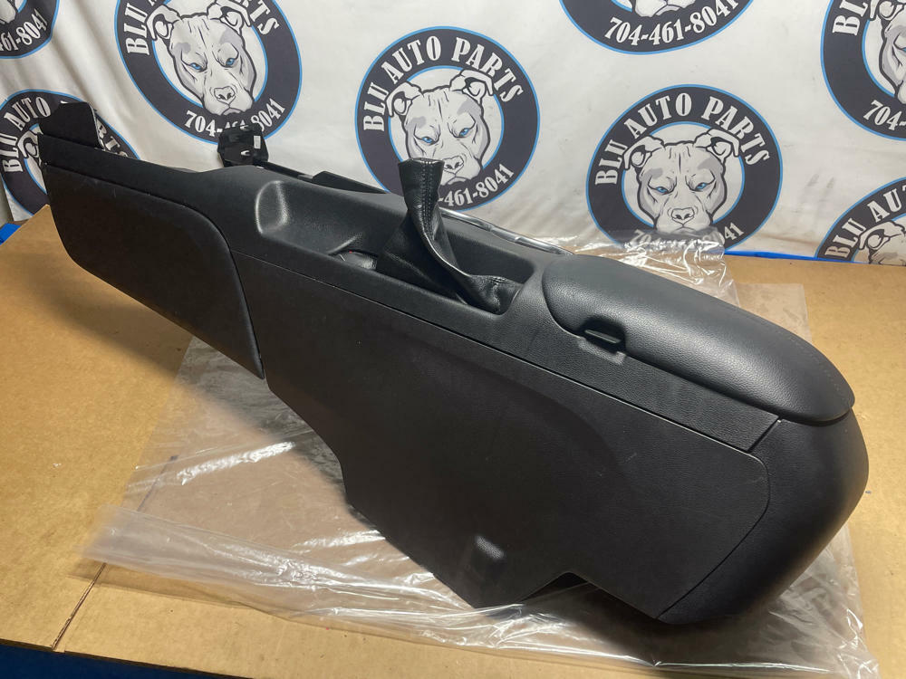 2015-23 Ford Mustang Center Console Low Miles 212