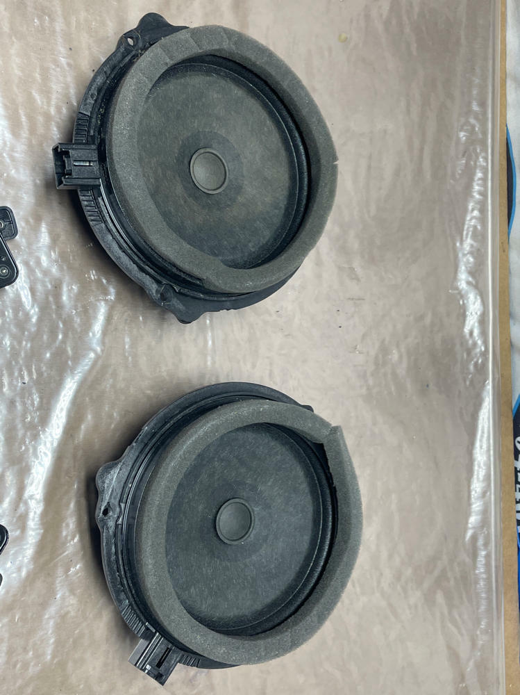 2018-23 Ford Mustang Speaker Set 212