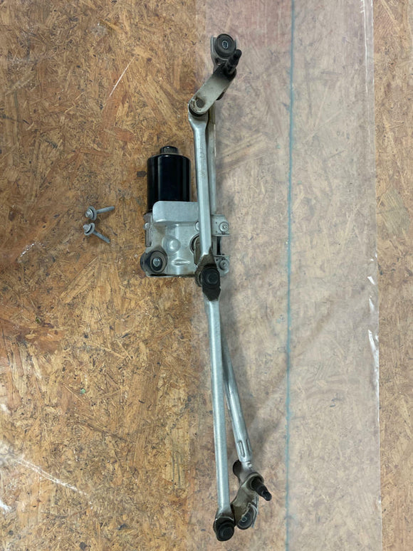 2015-23 Ford Mustang GT S550 5.0 Wiper Motor Assembly 216