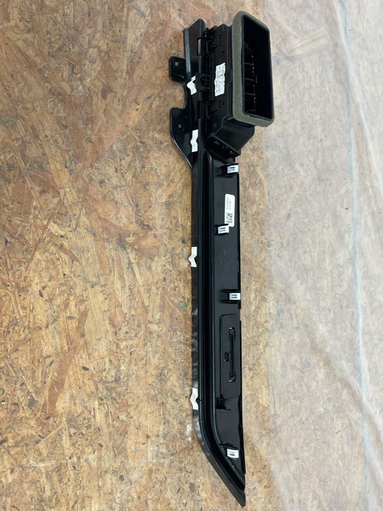 2018-23 Ford Mustang GT RH Passenger HVAC Vent Trim- For Dash 216