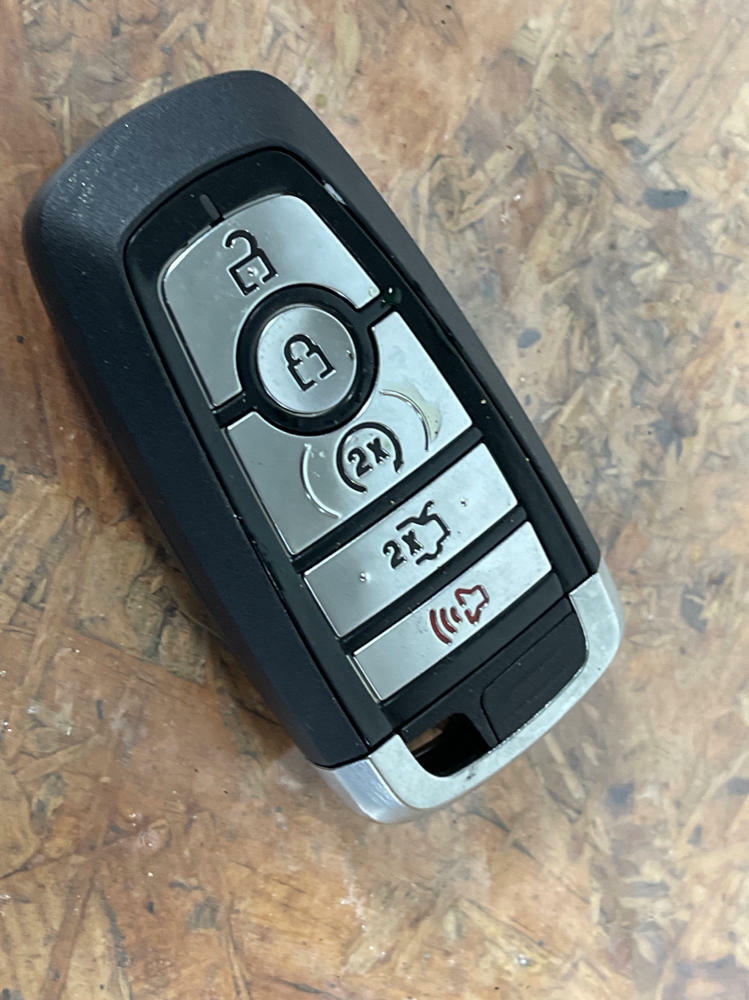 2018-23 Ford Mustang GT S550 5.0 Key Fob OEM 216