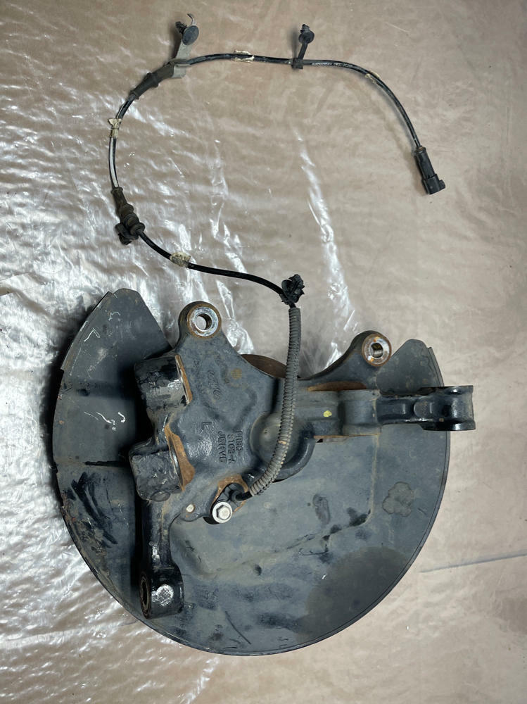 2015-17 Ford Mustang GT V6 Driver Left Front Spindle 214