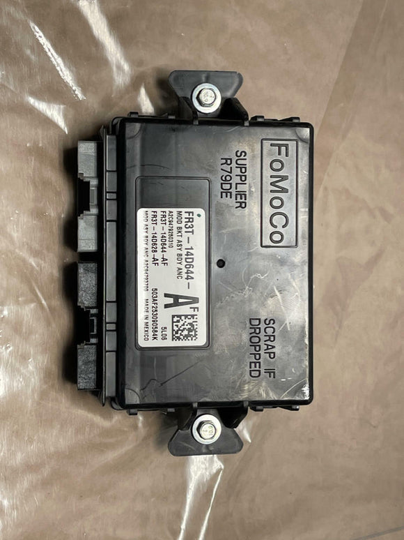 2015-17 Ford Mustang Lighting Control Module 214