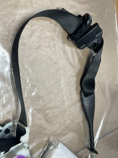 2015-17 Ford Mustang GT V6 Right Front Seat Belt Assembly 214