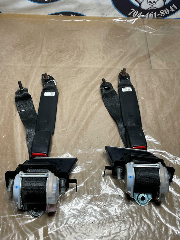 2015-17 Ford Mustang S550 GT Rear Seat Belt Pair- Coupe 227