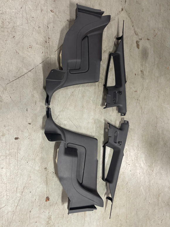 2007-09 Ford Mustang GT500 KR 1800 Miles OEM Rear Quarter Plastics Set 226