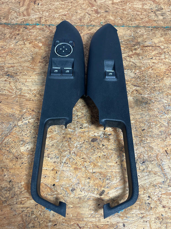 2018-23 Ford Mustang Door Switches Pair LH RH 213