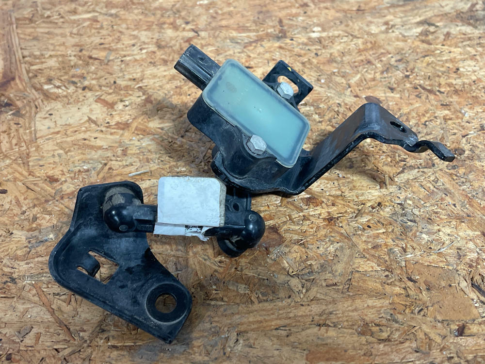 2018-23 Ford Mustang Mach One Rear MagnaRide Acutators Set 213