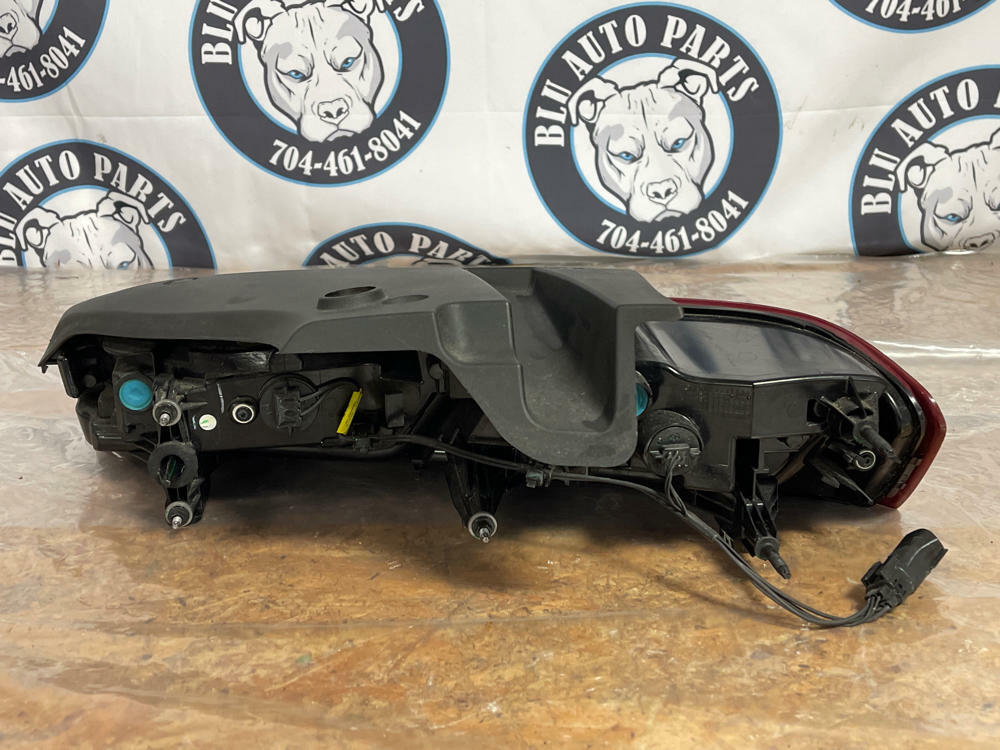 2016-23 Chevrolet Camaro SS LH Tail Light 199
