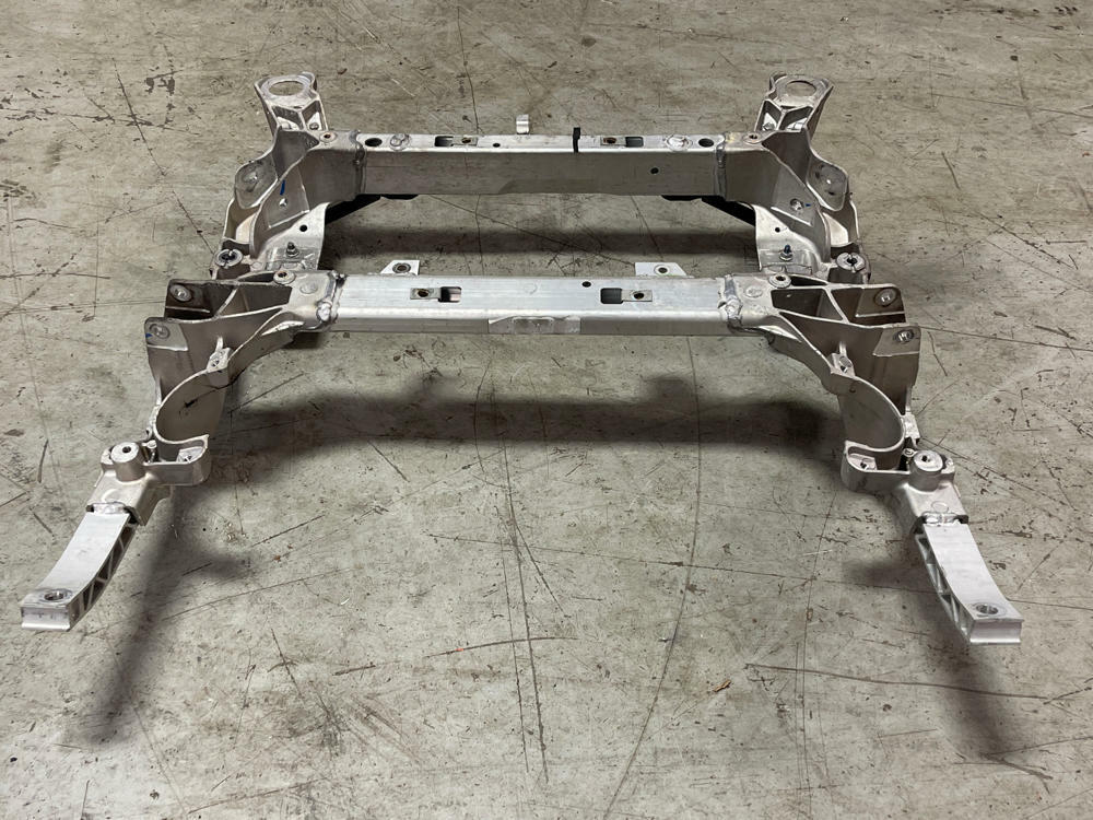 2016-23 Chevrolet Camaro SS Front Suspension Cradle 38k Miles OEM 199