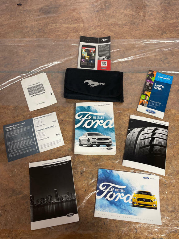 2017 Ford Mustang GT Owners Manual 211