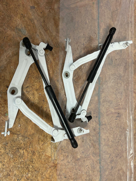 2015-17 Ford Mustang GT 5.0 S550 Trunk Hinges Pair (Z1-Oxford White) 211