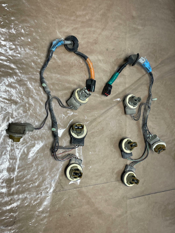 2003-04 Ford Mustang SVT Cobra OEM Tail Light Harnesses RH LH Pair 252