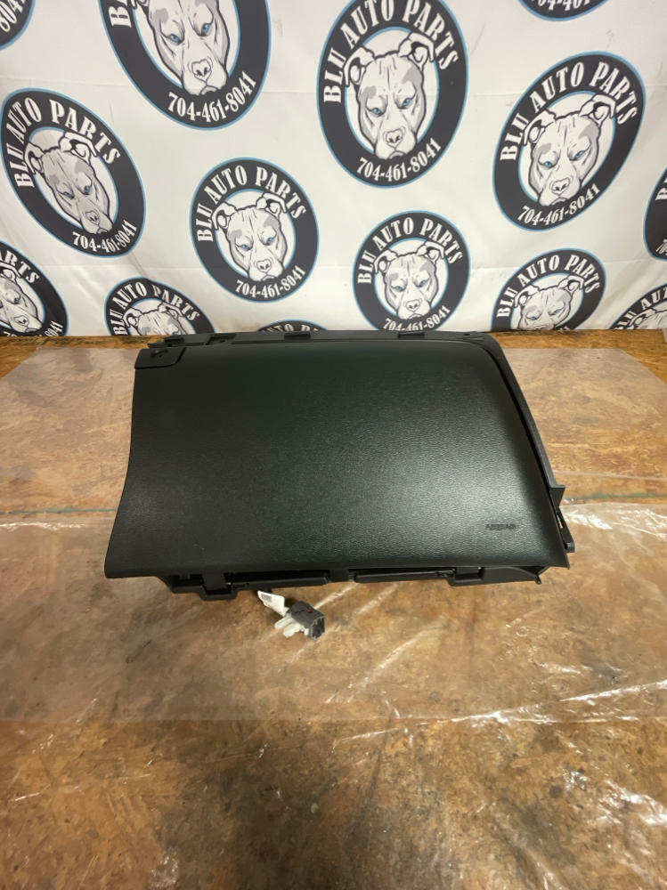2018-23 Ford Mustang GT 5.0 Eco Boost Glove Box 223