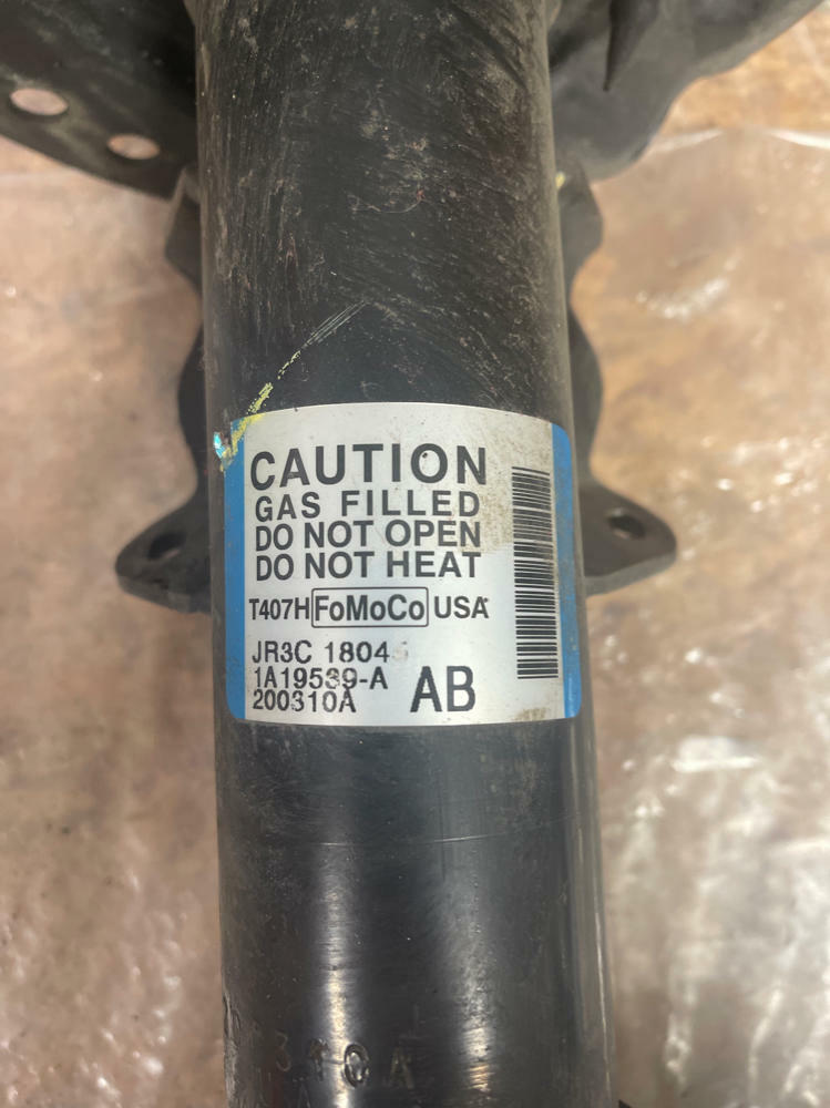 2018-23 Ford Mustang GT 5.0 Performance Pack RH Strut Assembly 223