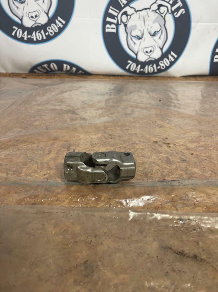 2018-23 Ford Mustang GT 5.0 Steering Shaft- Knuckle Only 223