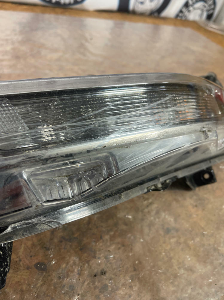 2018-23 Ford Mustang GT 5.0 Right Turn Signal Fog Light 223