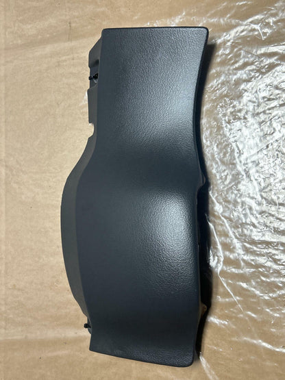 2003-04 Ford Mustang SVT Cobra Knee Bolster Dash 235