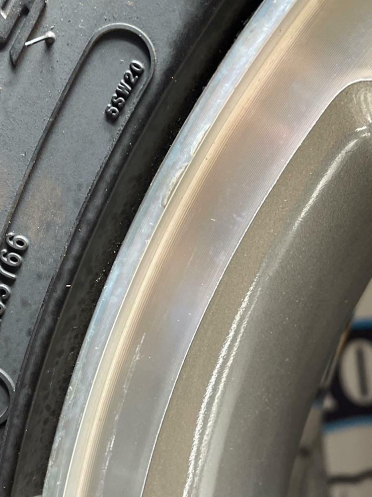 2003-04 Ford Mustang SVT Cobra OEM 17x9 Wheel 235