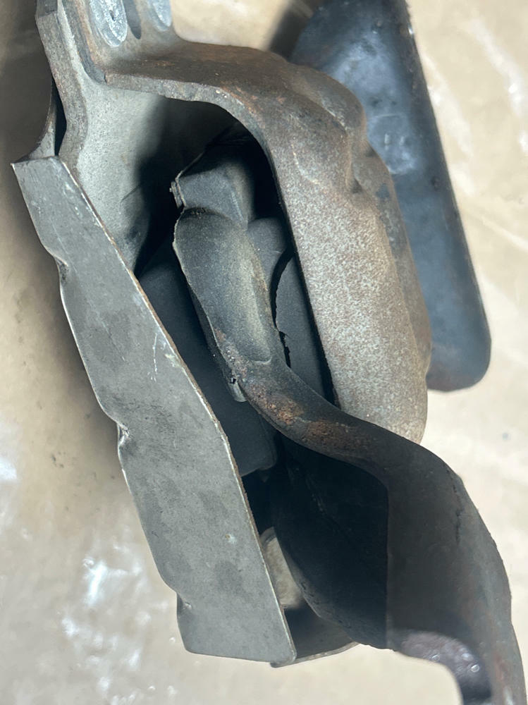 2003-04 Ford Mustang SVT Cobra 4.6 4V Motor Mount Pair 235