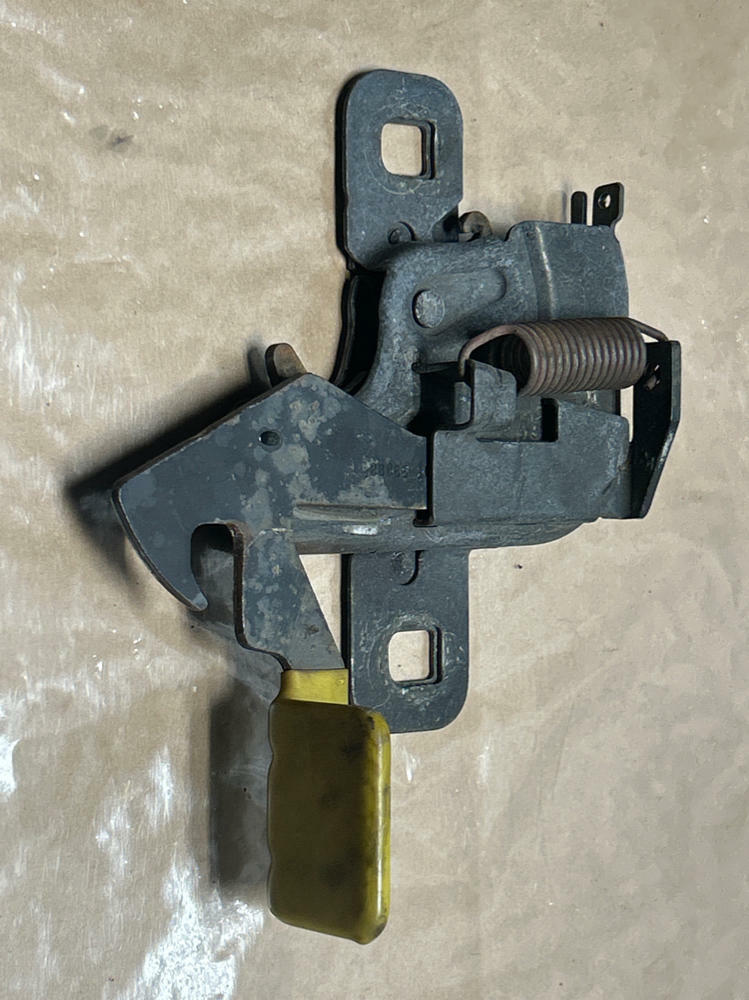 1999-04 Ford Mustang OEM Hood Latch 234